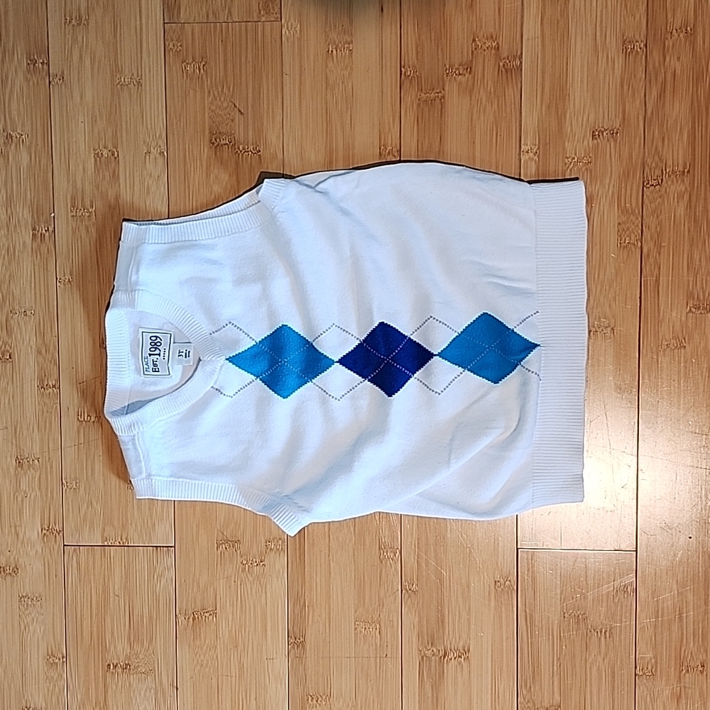 V-neck sweater vest